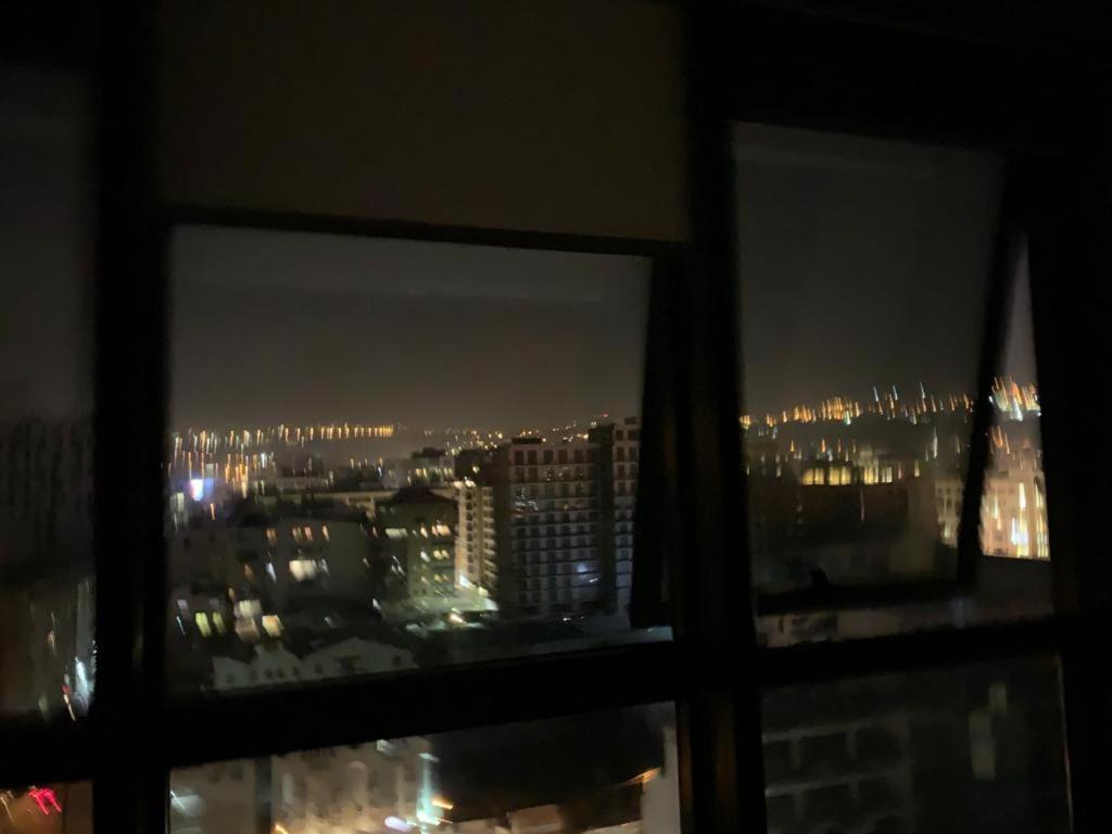 City Central Apartment Yerevan Bagian luar foto