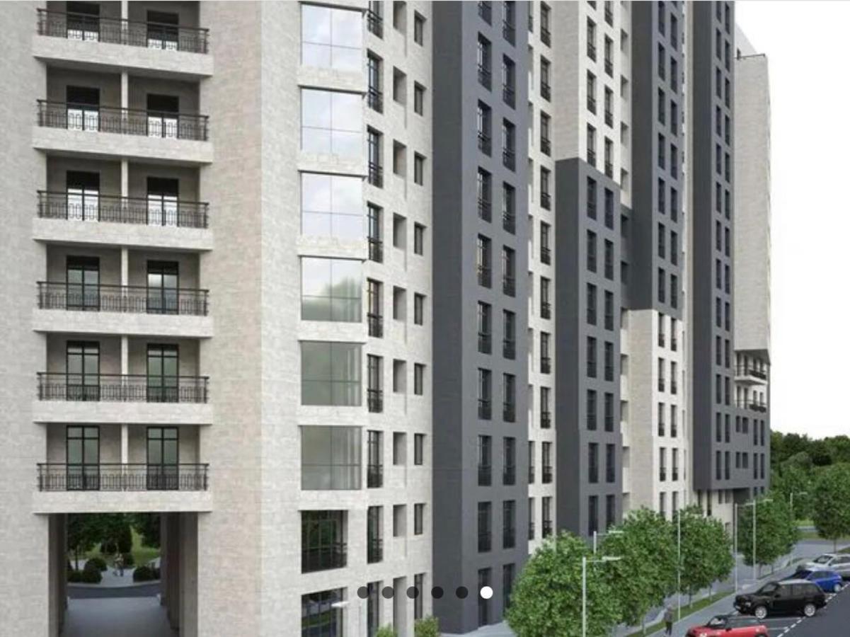 City Central Apartment Yerevan Bagian luar foto