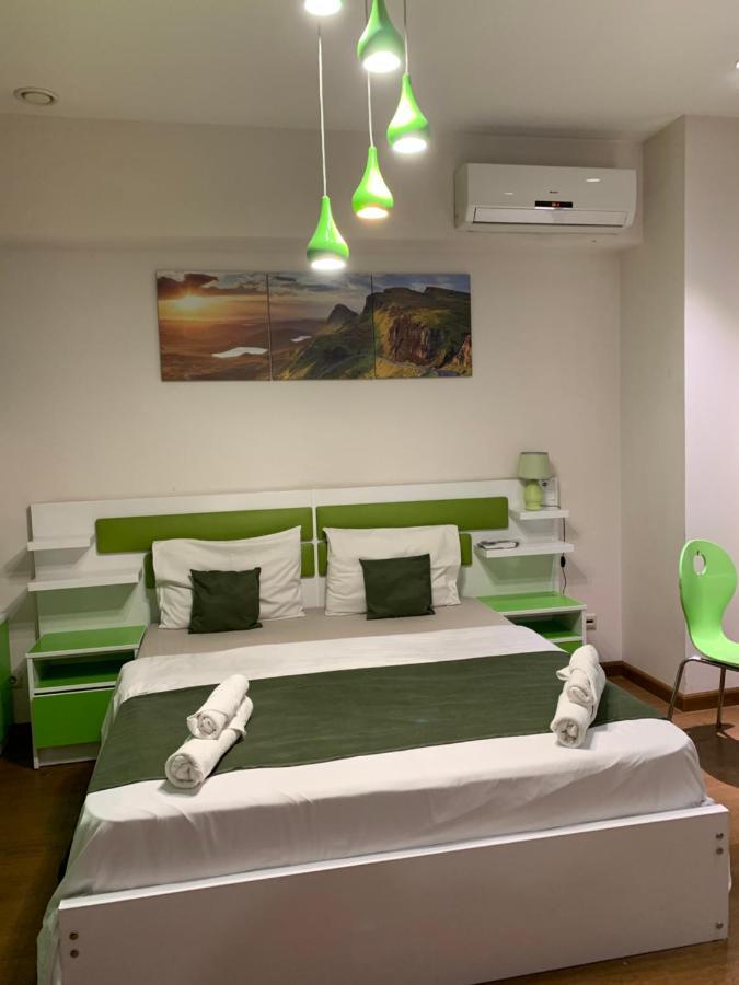 City Central Apartment Yerevan Bagian luar foto